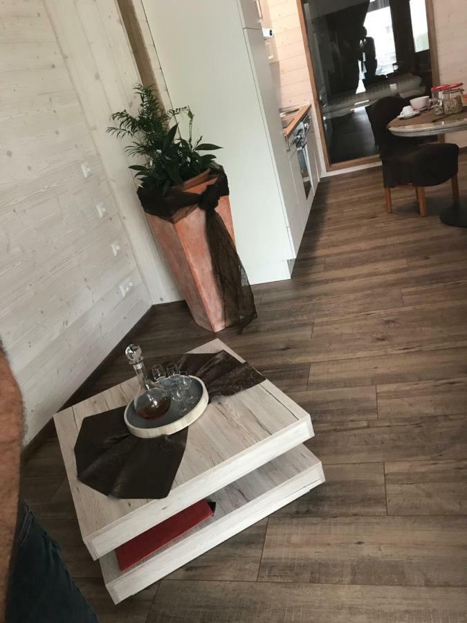 Pension Zum Alten Rathaus Schleiden Esterno foto